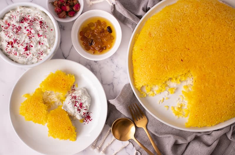 Persian Tahdig with Mast-o-Khiar (Cucumber Yogurt Sauce)